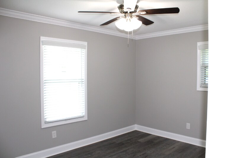 Building Photo - 1252 Nixon Dr