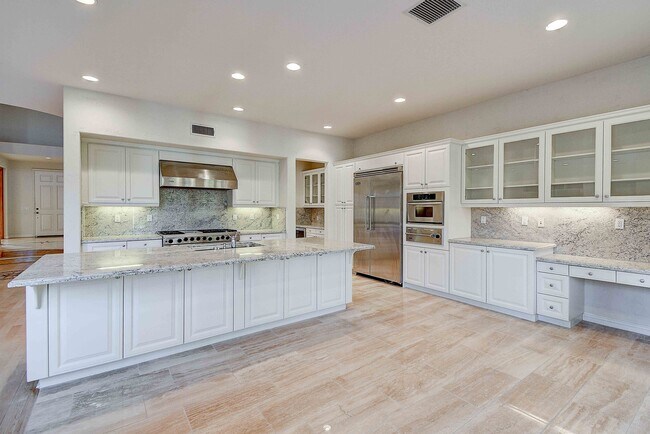 Building Photo - 4132 Prado De Las Cabras