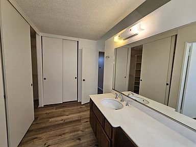 Building Photo - 1280 Fawnridge Dr