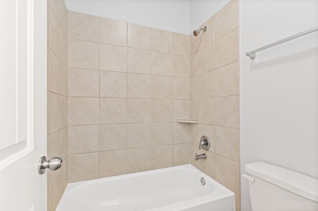 Building Photo - 3902 Deledda Dr