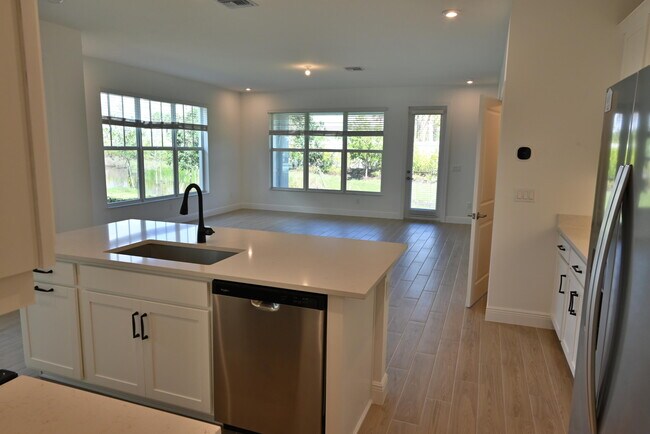 Building Photo - 3599 NW Solange Ct