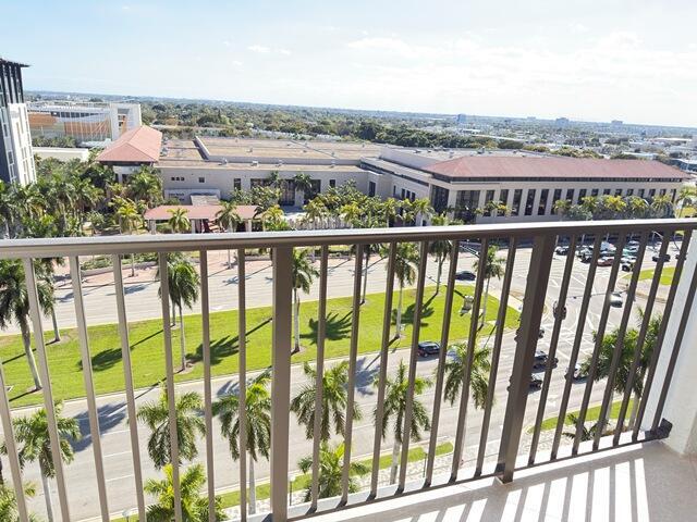 Building Photo - 651 Okeechobee Blvd