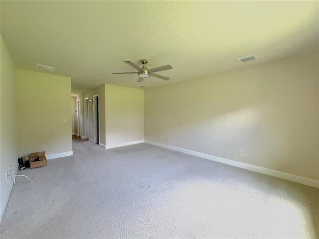 Building Photo - 1724 E Gate Dancer Cir