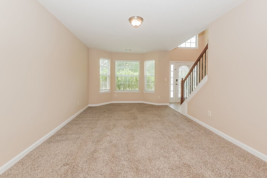 Building Photo - 369 Kentwood Springs Dr