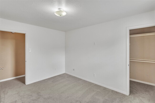 Building Photo - 8223 Polaris Point Ln