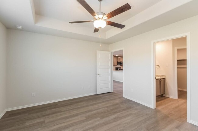 Building Photo - 5520 Candytuft Ct