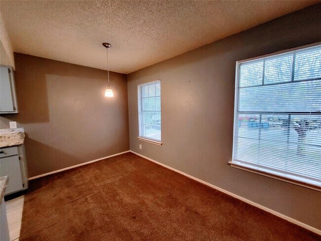 Building Photo - 3429 Willowrun Dr