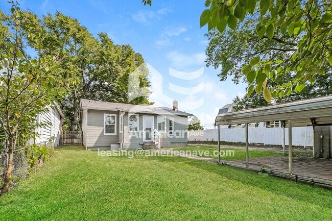 Building Photo - 5212 Heege Rd