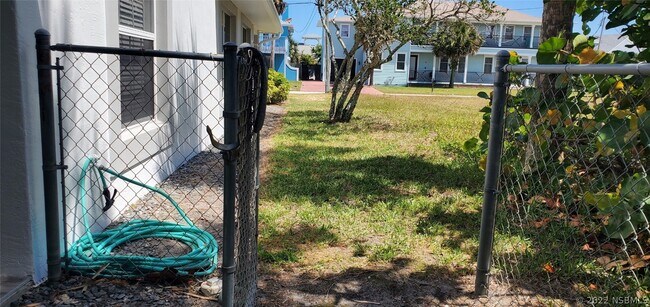 Building Photo - 239 Kirkland Rd