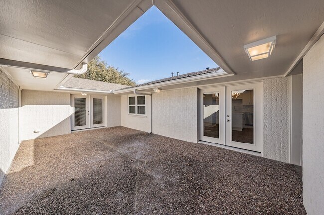 Building Photo - 4605 Ranch View Rd