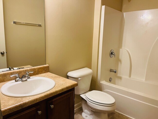 Building Photo - Wow! Check out this charming 3-bedroom, 2....