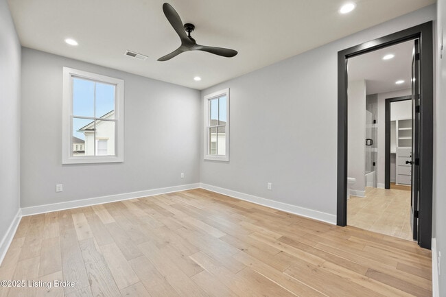 Building Photo - 11416 River Beauty Loop