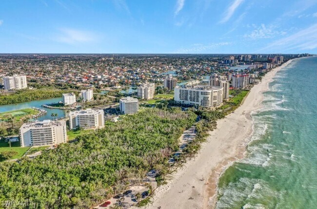 Building Photo - 5 Bluebill Ave