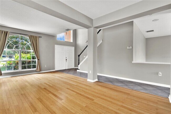 Building Photo - 643 Willett Dr