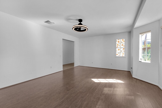 Building Photo - 39124 Channel Dr