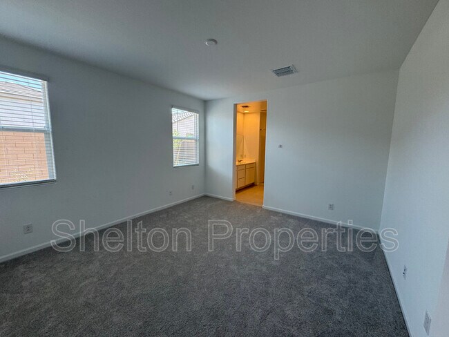 Building Photo - 14930 W Buckskin Trl
