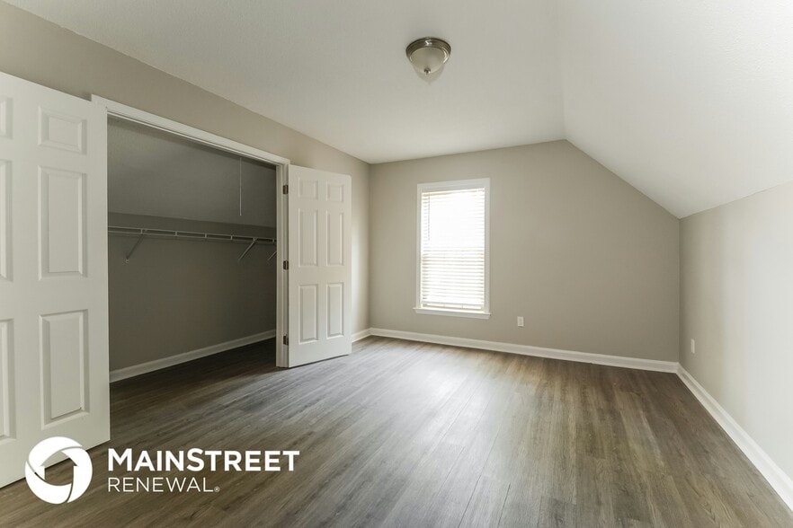 Building Photo - 4555 Port Royal Cove