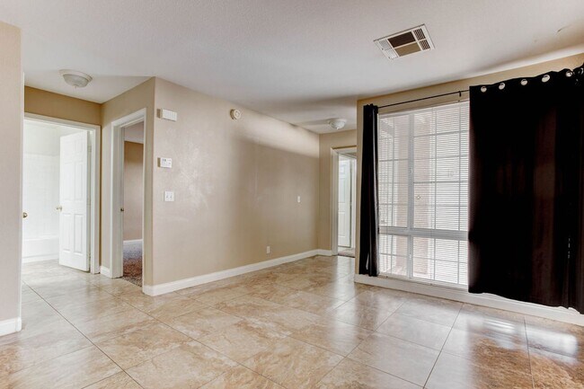 Building Photo - 3661 Renovah St