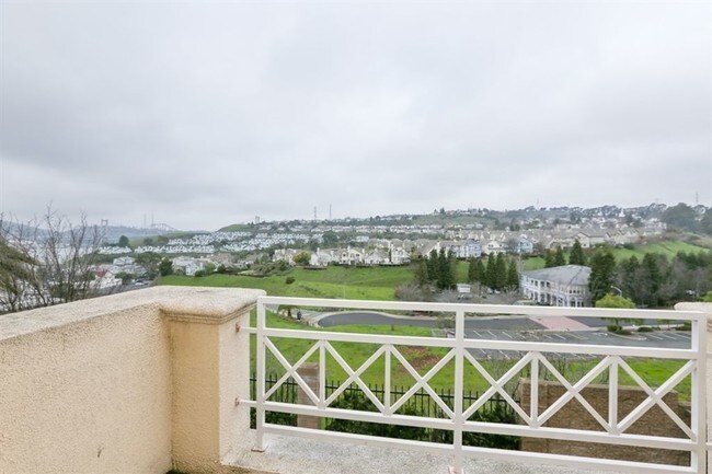 Building Photo - 104 Cam Del Sol