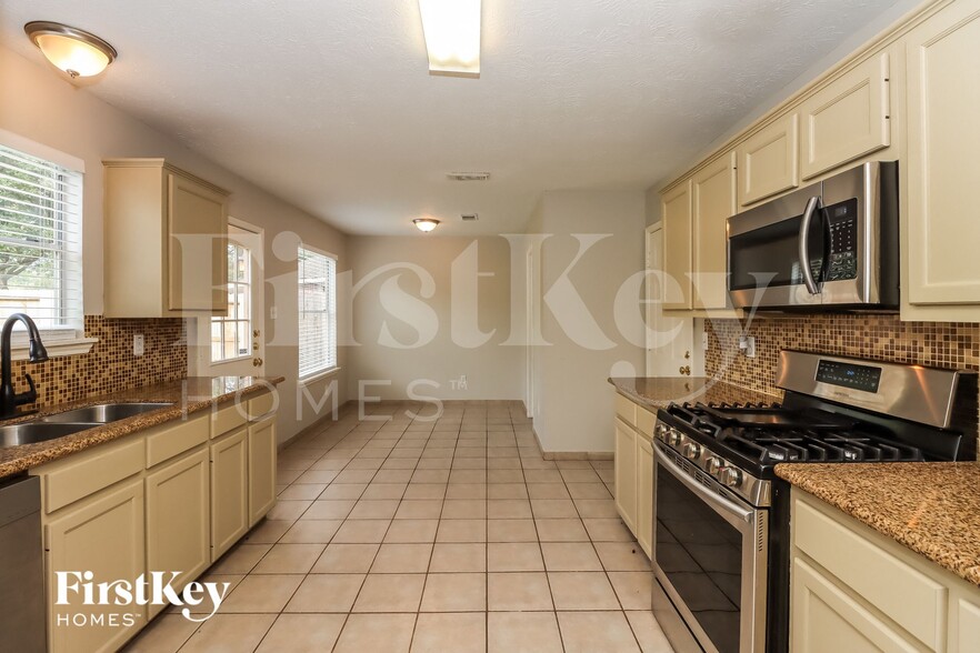 Building Photo - 10826 Belle Haven Dr