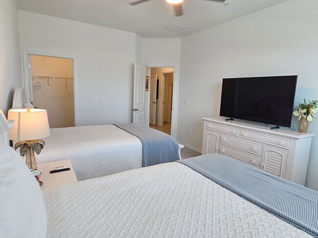 Building Photo - 12665 Radiance Ct