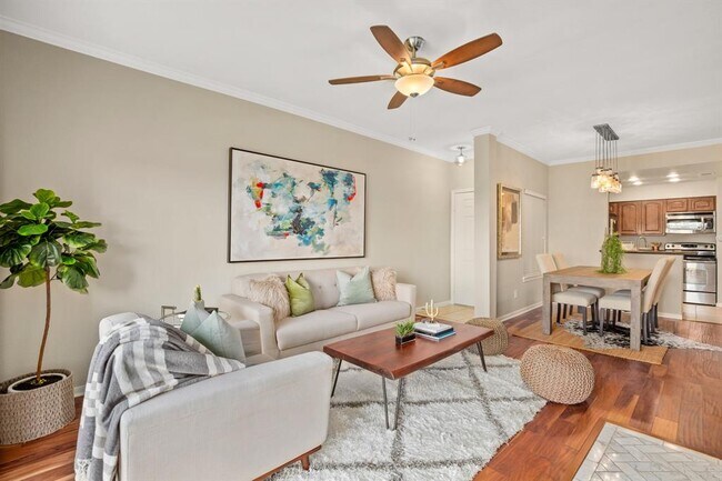 Building Photo - 6000 Shepherd Mountain Cove