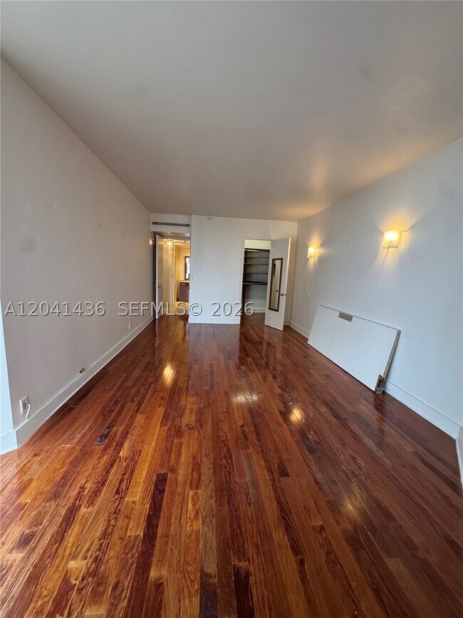 Building Photo - 19500 Turnberry Way