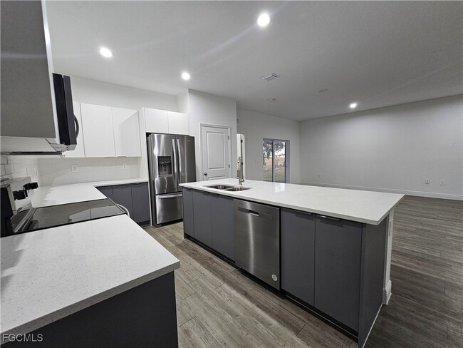 Building Photo - 9011 Penny Cir