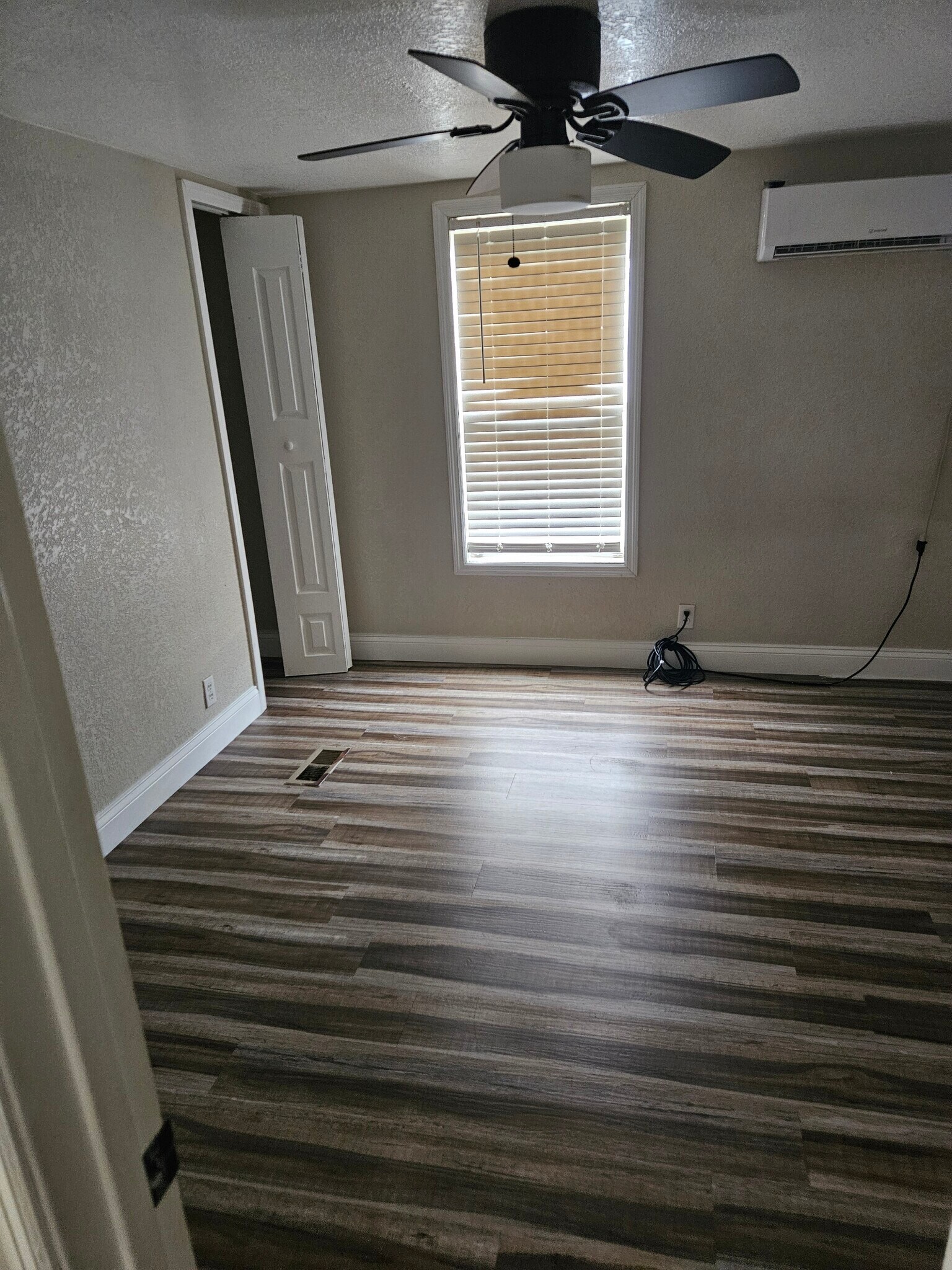 Bedroom - 209 Mobile Pl