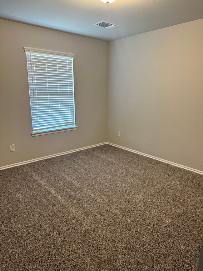Building Photo - FIRST MONTH FREE!