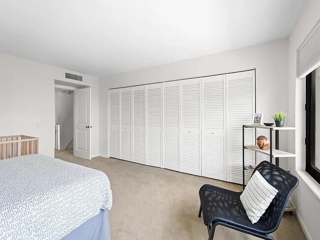 Building Photo - 4228 Deste Ct