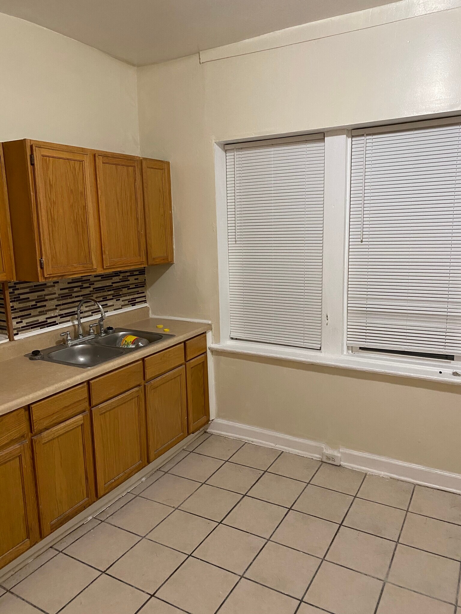 First Floor Kitchen - 5643 S Green St