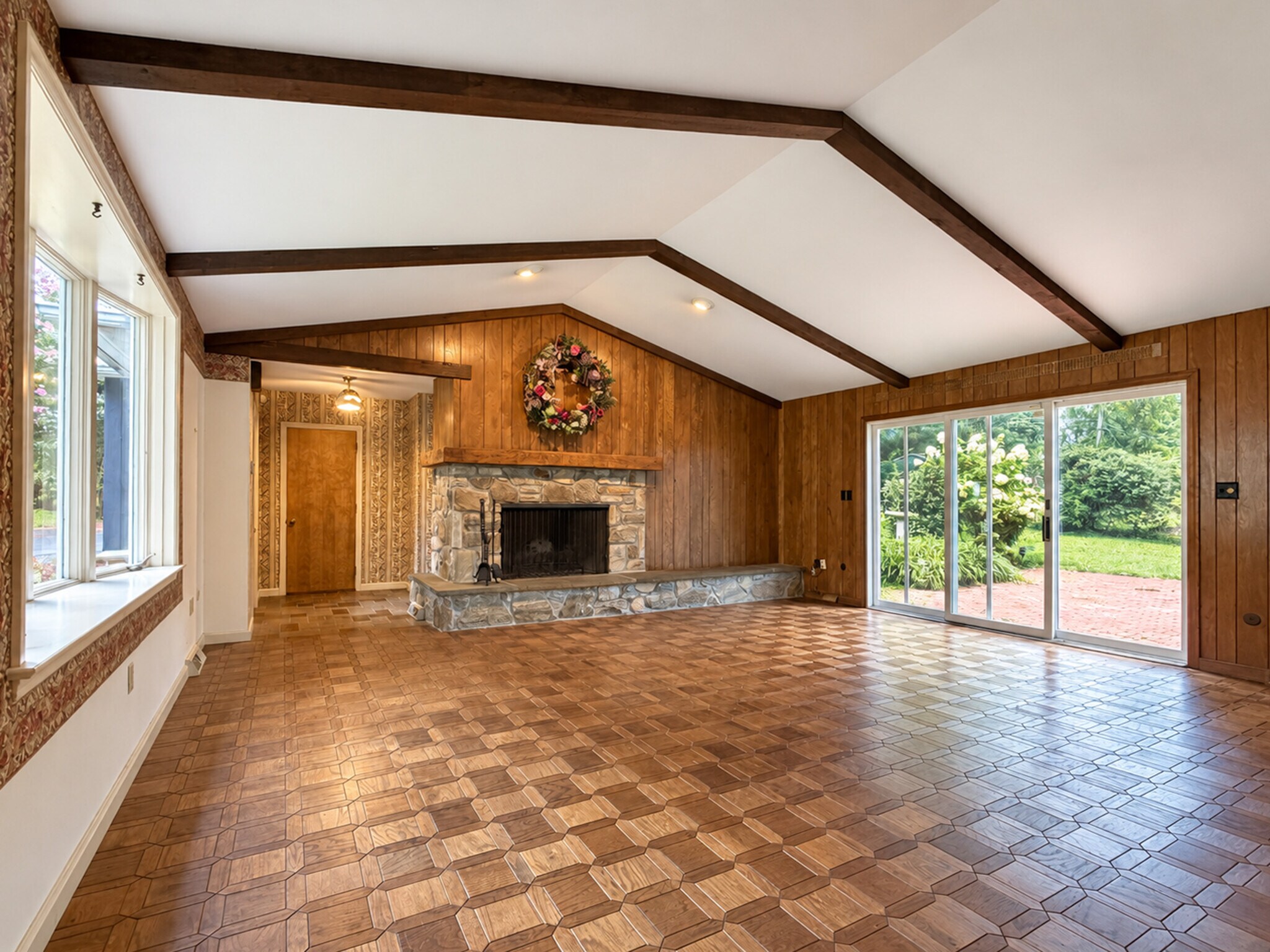 Building Photo - 156 Conestoga Blvd