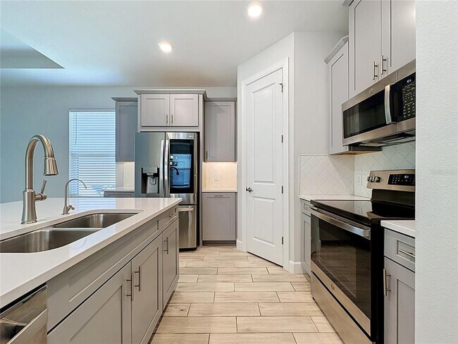 Building Photo - 1057 Umbria Dr