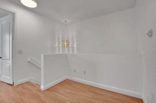 Building Photo - 3813 NW 5th Terrace