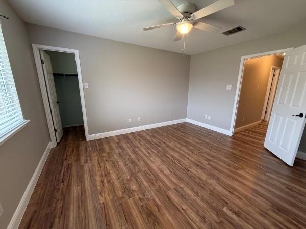 Building Photo - 213 Spring Branch Dr