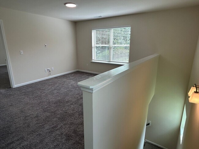 Building Photo - 3 Bed | 2.5 Bath House in Clayton