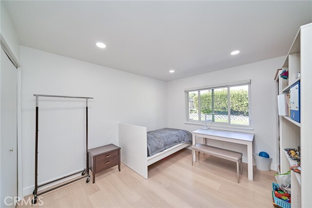 Building Photo - 6231 Lochvale Dr