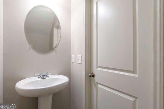 Building Photo - 11973 Fuller St