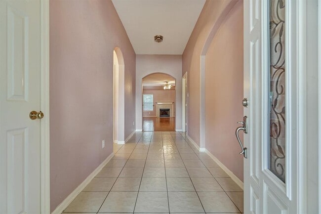 Building Photo - 2610 Braley Park Ln