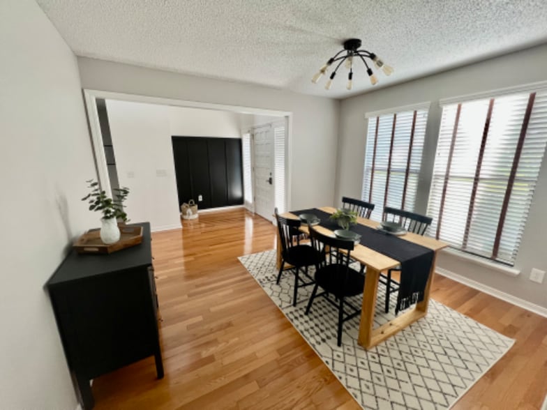 Building Photo - 12707 Cormorant Cove Ln