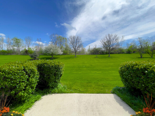 Building Photo - 2294 Flagstone Ln