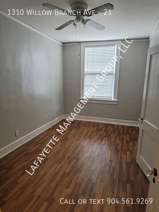 Building Photo - 1310 Willow Branch Ave