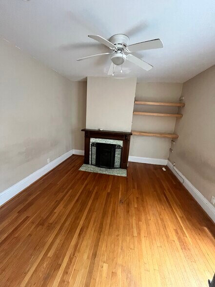 Building Photo - 5908 Cary Ave