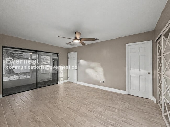 Building Photo - 2839 Sunbranch Dr