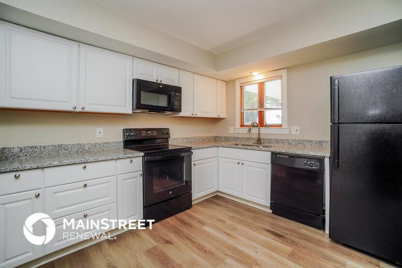 Building Photo - 5274 Hedgewood Rd