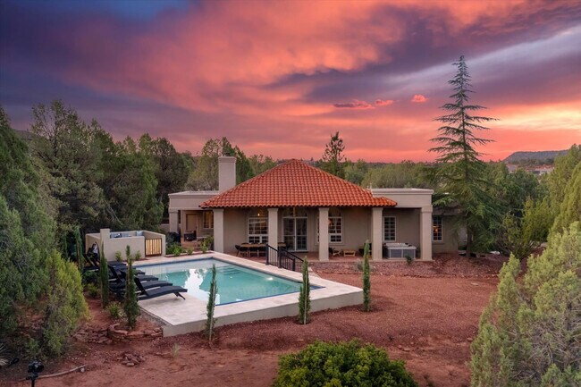 Building Photo - 36 W Dove Wing Dr