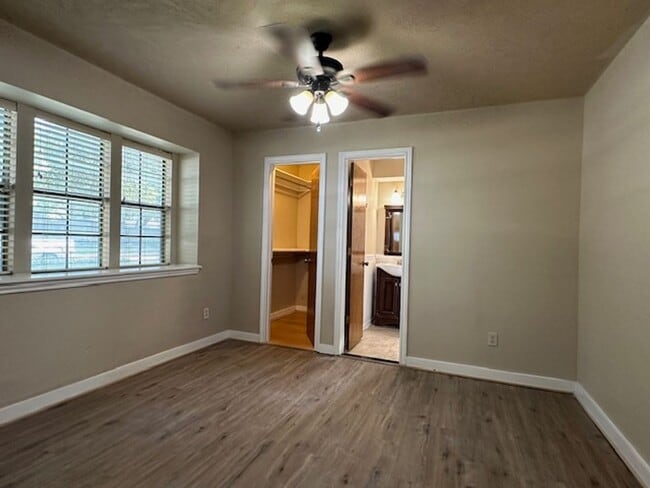 Building Photo - Family home in Huntington Subdivision in P...
