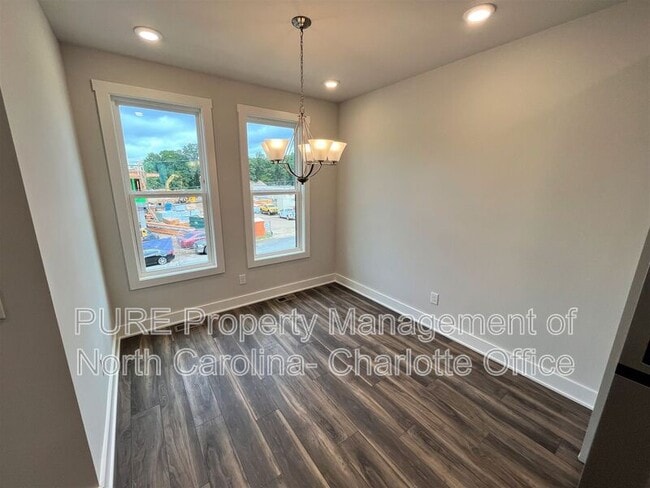 Building Photo - 611 W Tremont Ave