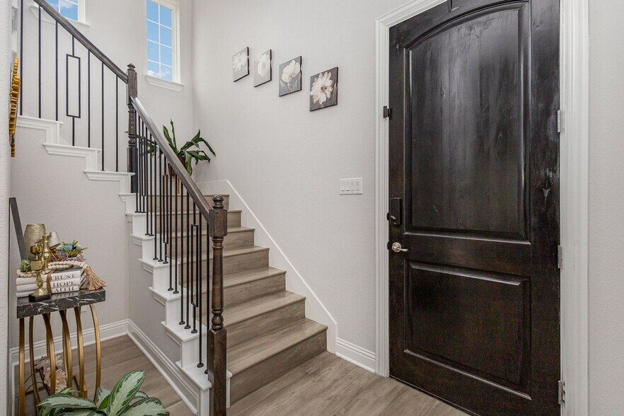 Building Photo - 4543 Stone Valley Trl